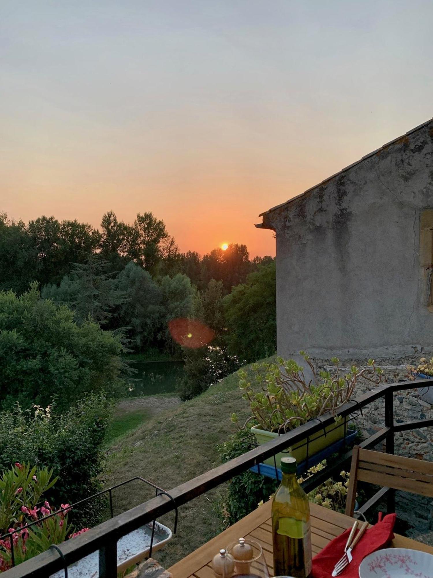 Beautiful Village House Next To Garonne River! Couladere Exterior foto